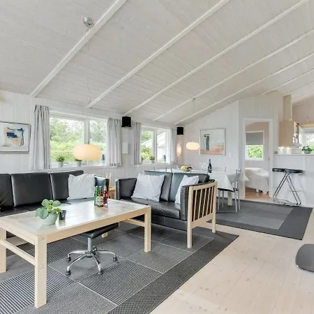 Tjakko - 700m From The Sea In Se Jutland By Interhome Nedre Lysabild