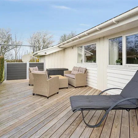 Tjakko - 700m From The Sea In Se Jutland By Interhome *