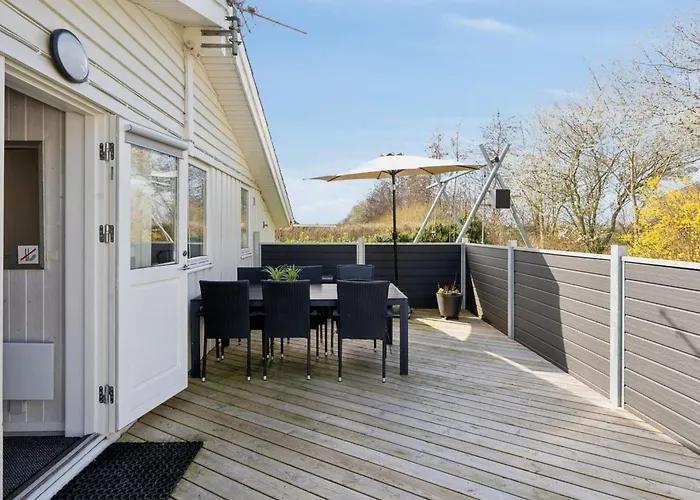 Tjakko - 900m From The Sea By Interhome Nedre Lysabild