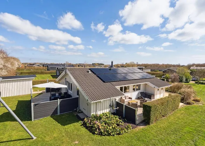 Tjakko - 900m From The Sea By Interhome Holiday home Nedre Lysabild